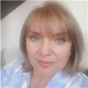 Profesora de idiomas: inglés, francés y rumano. Con más de 10 años de experiencia impartiendo clases particulares y en academias.